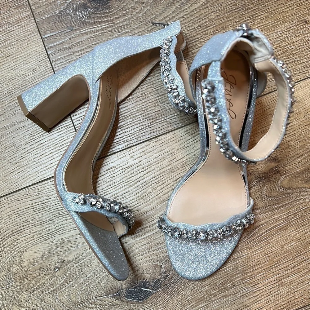 Jewel by Badgley Mischka Odessa Block Heel Sandals Size 8 1/2